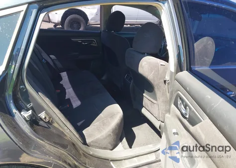 2013 Nissan Altima 2.5 Sv z USA, uszkodzony, nr VIN 1N4AL3AP4DN477411